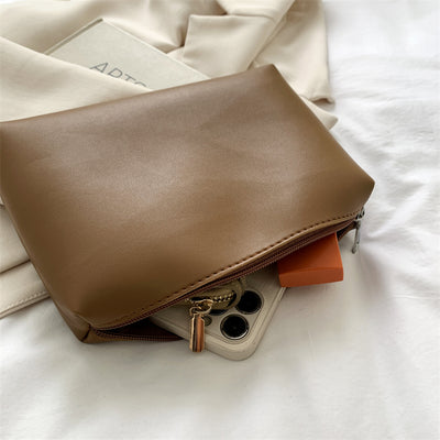 Сет от дамска чанта и портмоне от кожа