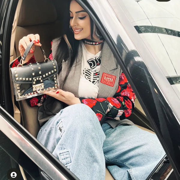 Последвайте ни в Instagram